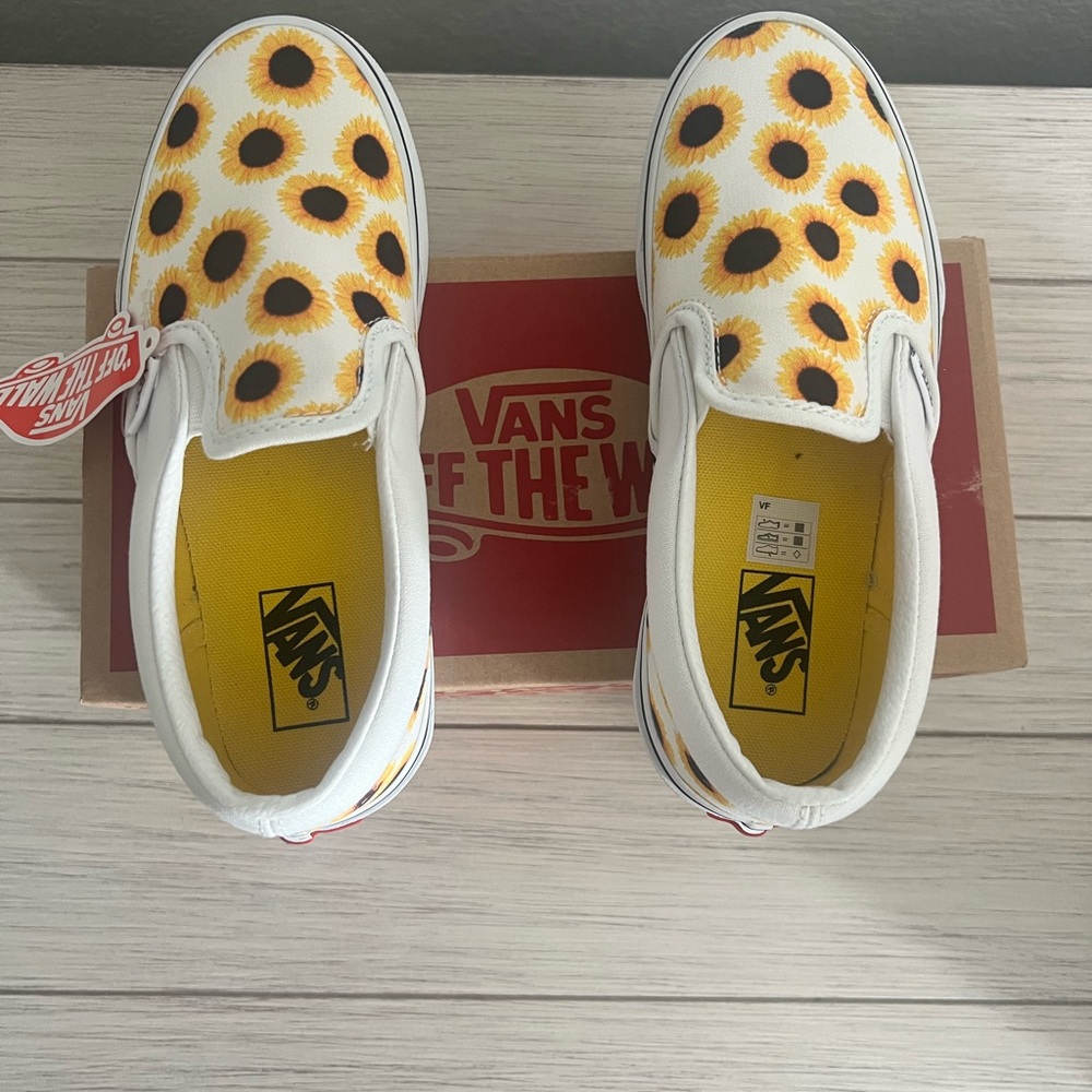 Girls Sunflower Vans Classic Slip Ons